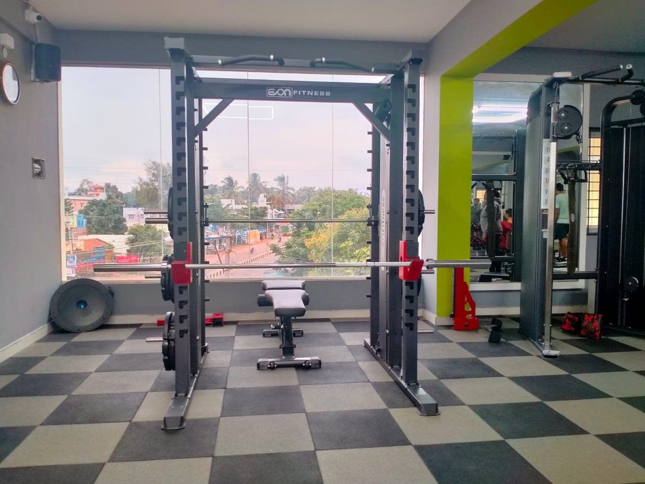 Power rack at My Fitness gym